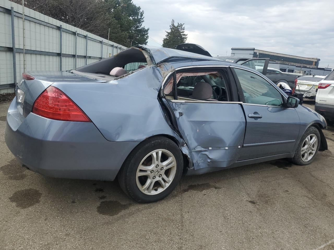 2007 Honda Accord - Image 3