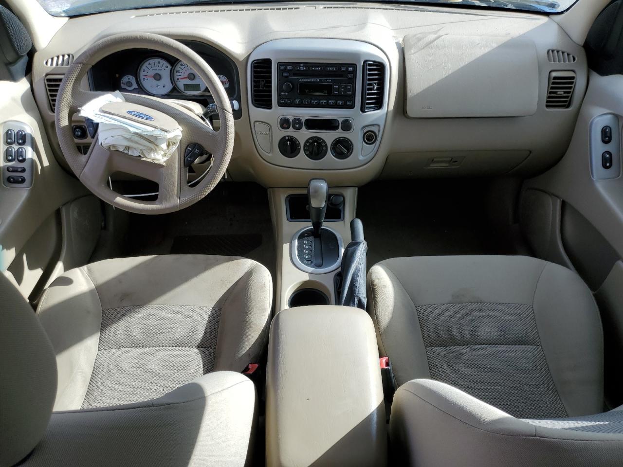 2007 Ford Escape - Image 8