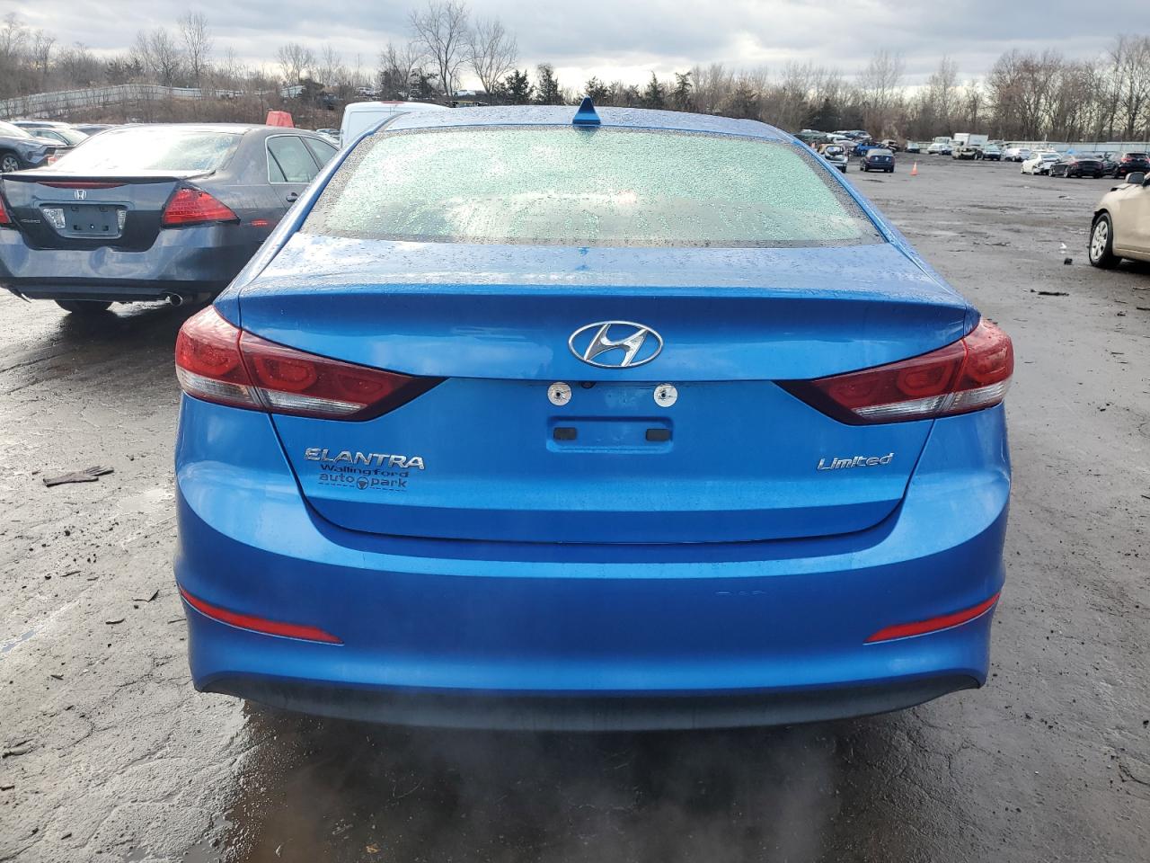 2017 Hyundai Elantra - Image 6