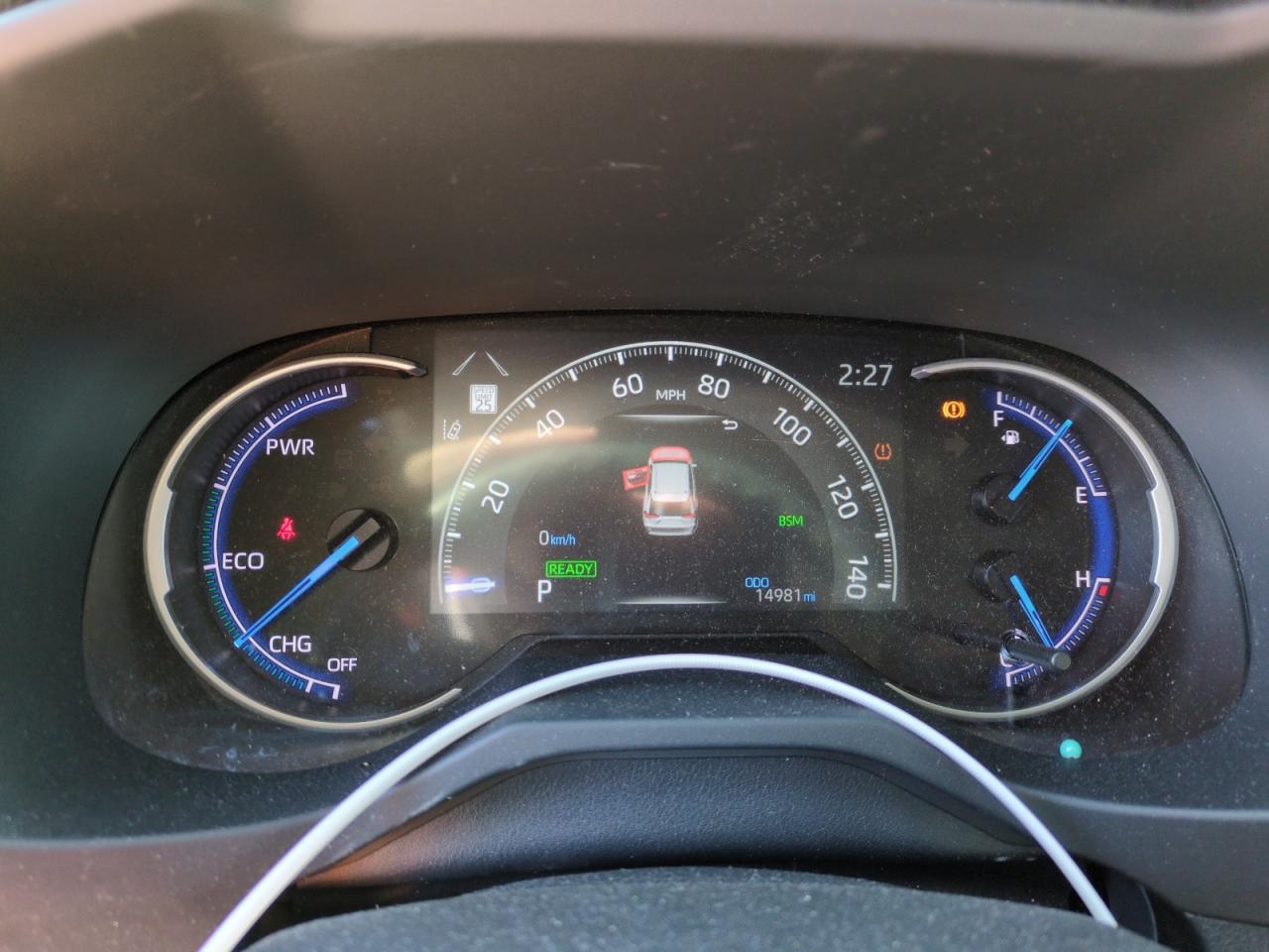 2023 Toyota RAV 4 - Image 9