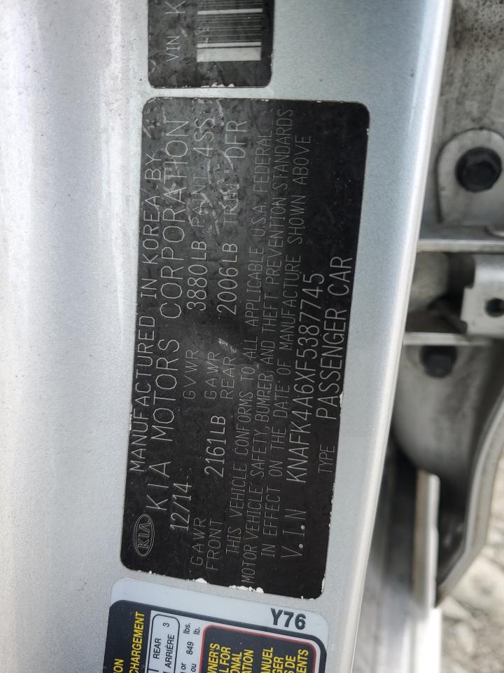 2015 Kia Forte - Image 12