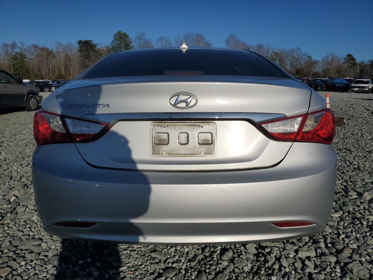 2012 Hyundai Sonata - Image 6