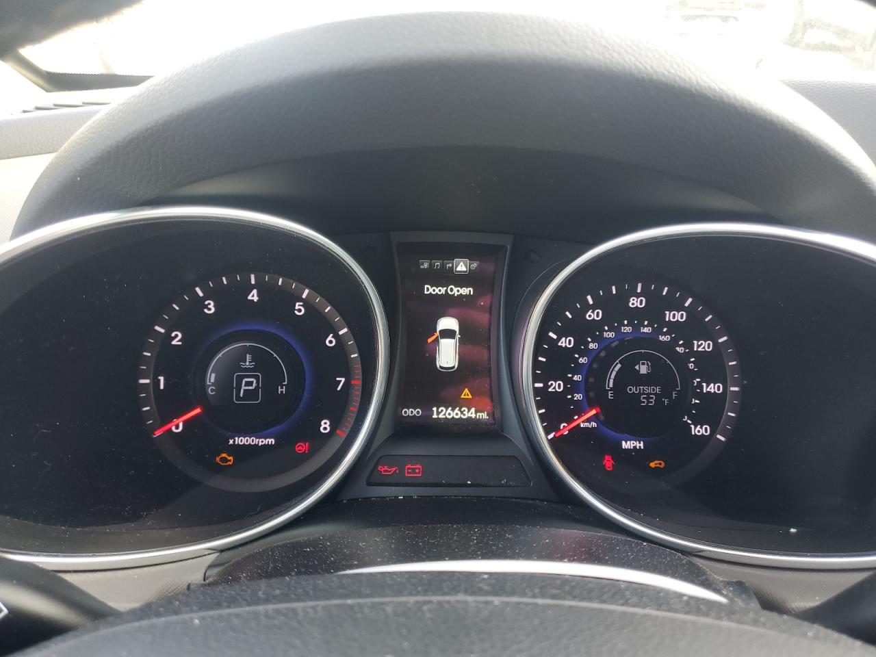 2016 Hyundai Santa Fe - Image 9