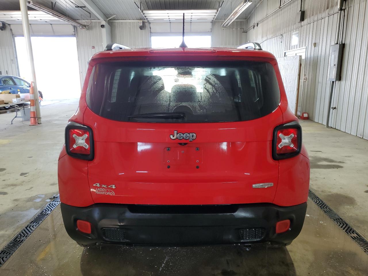 2017 Jeep Renegade - Image 6
