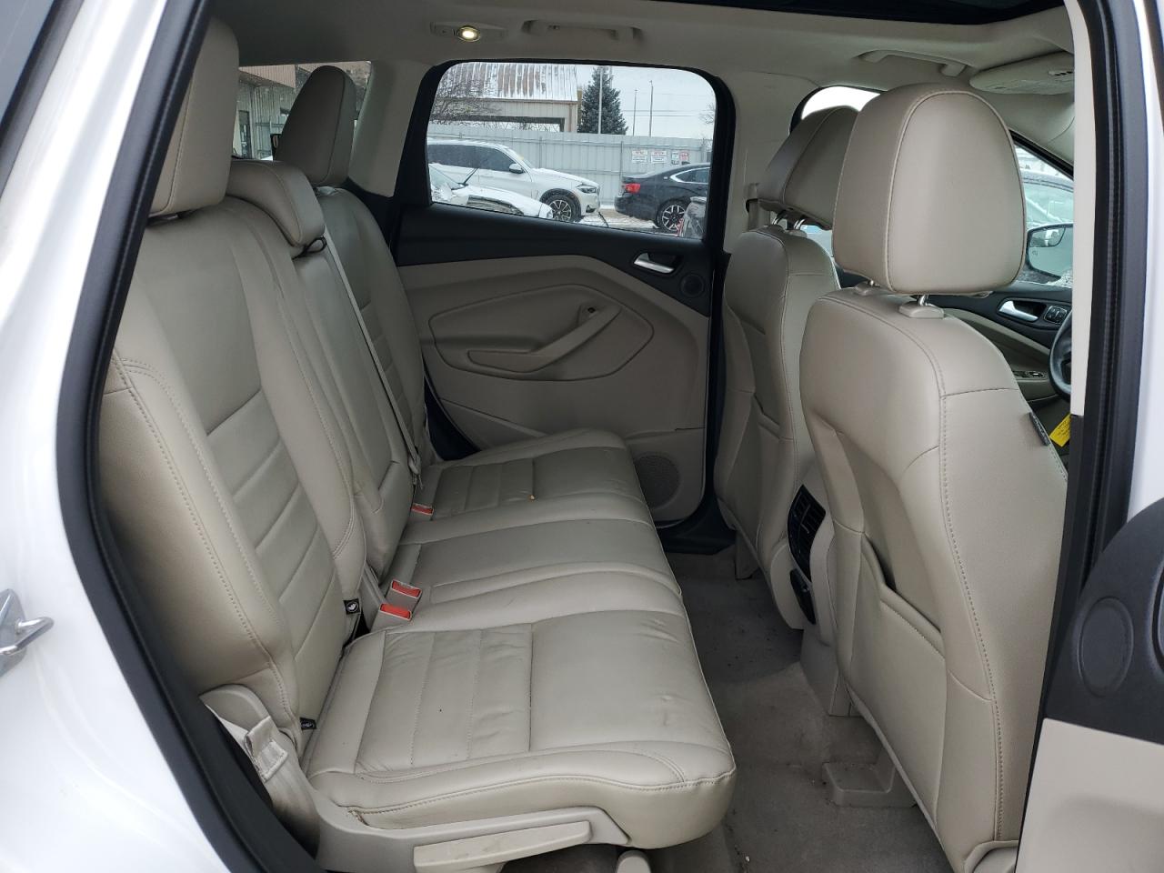 2015 Ford Escape - Image 11