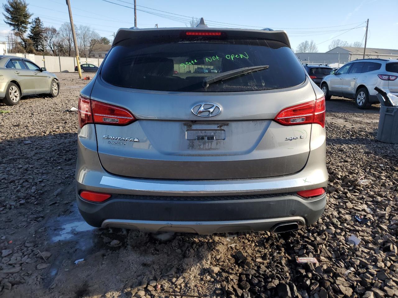 2014 Hyundai Santa Fe - Image 6