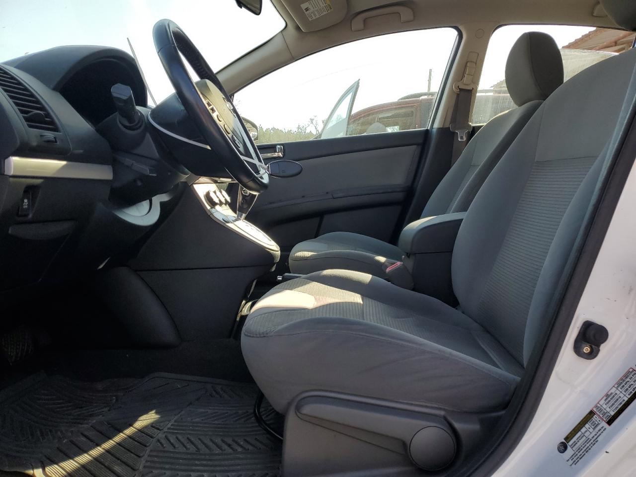 2012 Nissan Sentra - Image 7