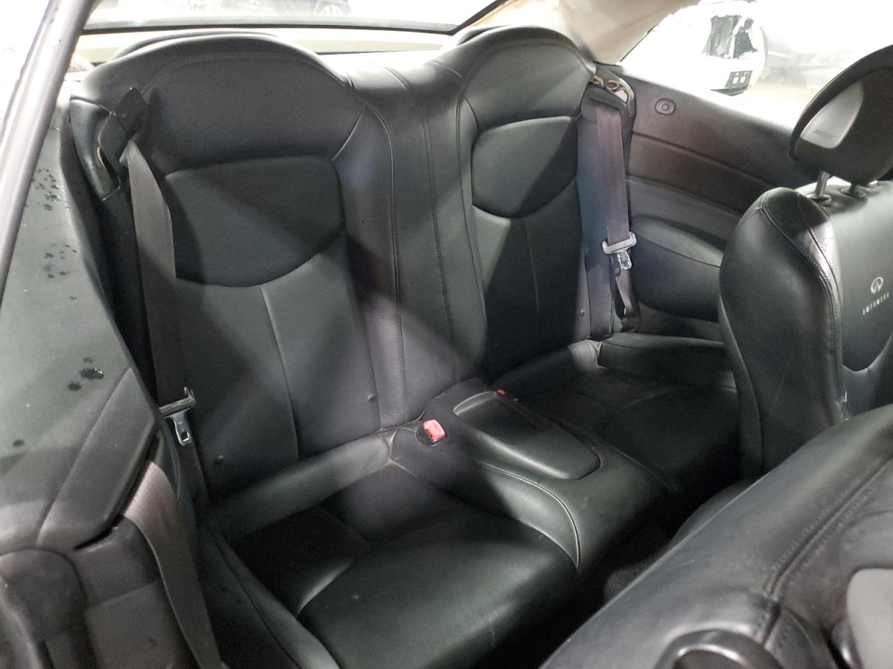 2012 Infiniti G - Image 10