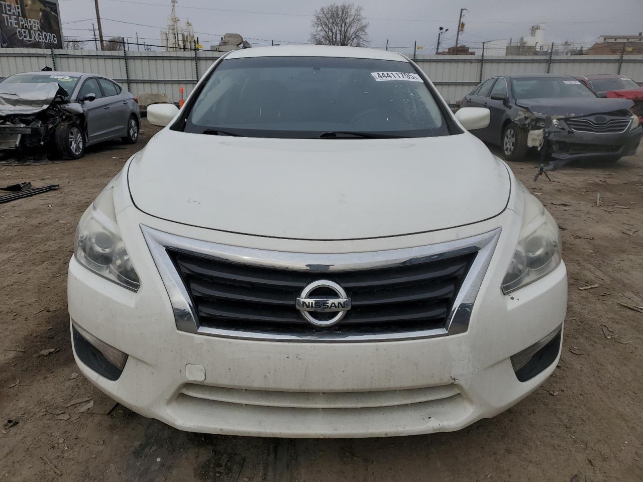 2015 Nissan Altima - Image 5