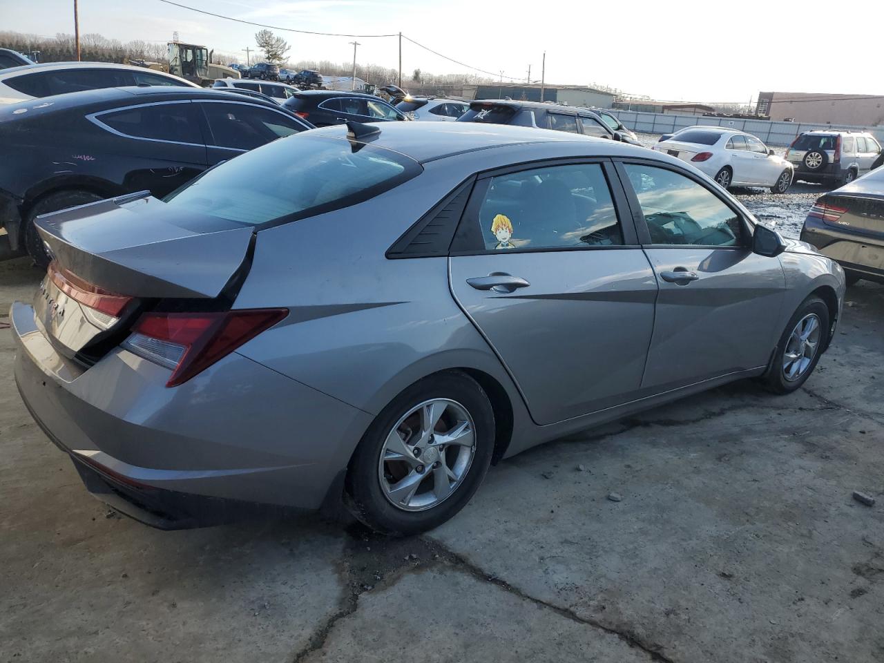 2023 Hyundai Elantra - Image 3