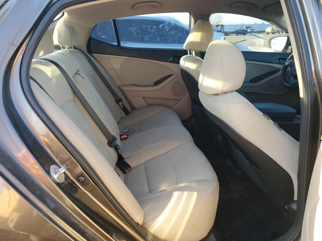 2015 Kia Optima - Image 10