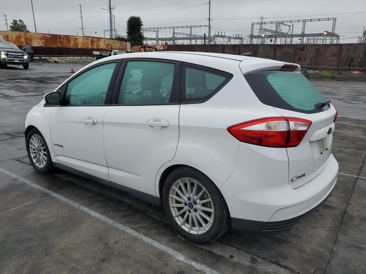 2013 Ford C-MAX - Image 2