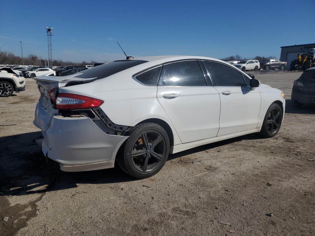 2016 Ford Fusion - Image 3