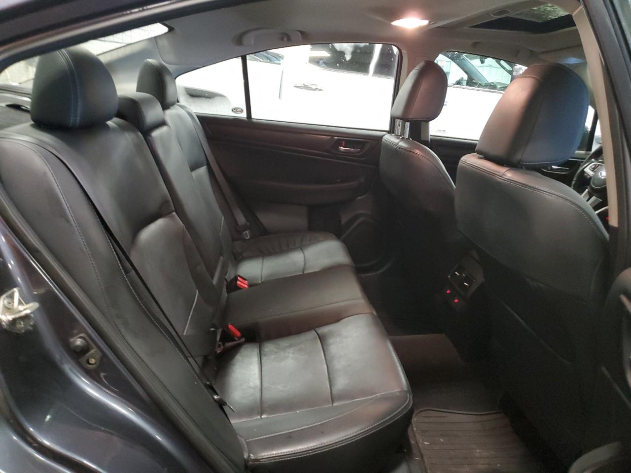 2017 Subaru Legacy - Image 10