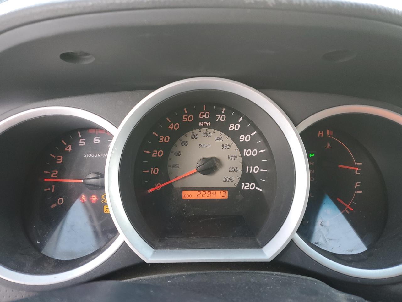 2010 Toyota Tacoma - Image 9