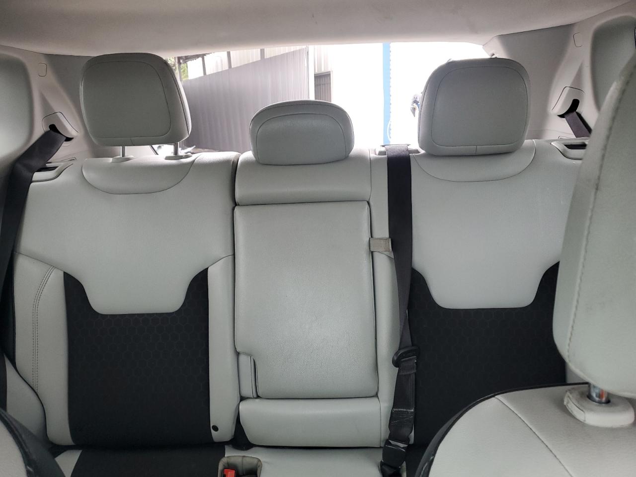 2021 Jeep Compass - Image 10
