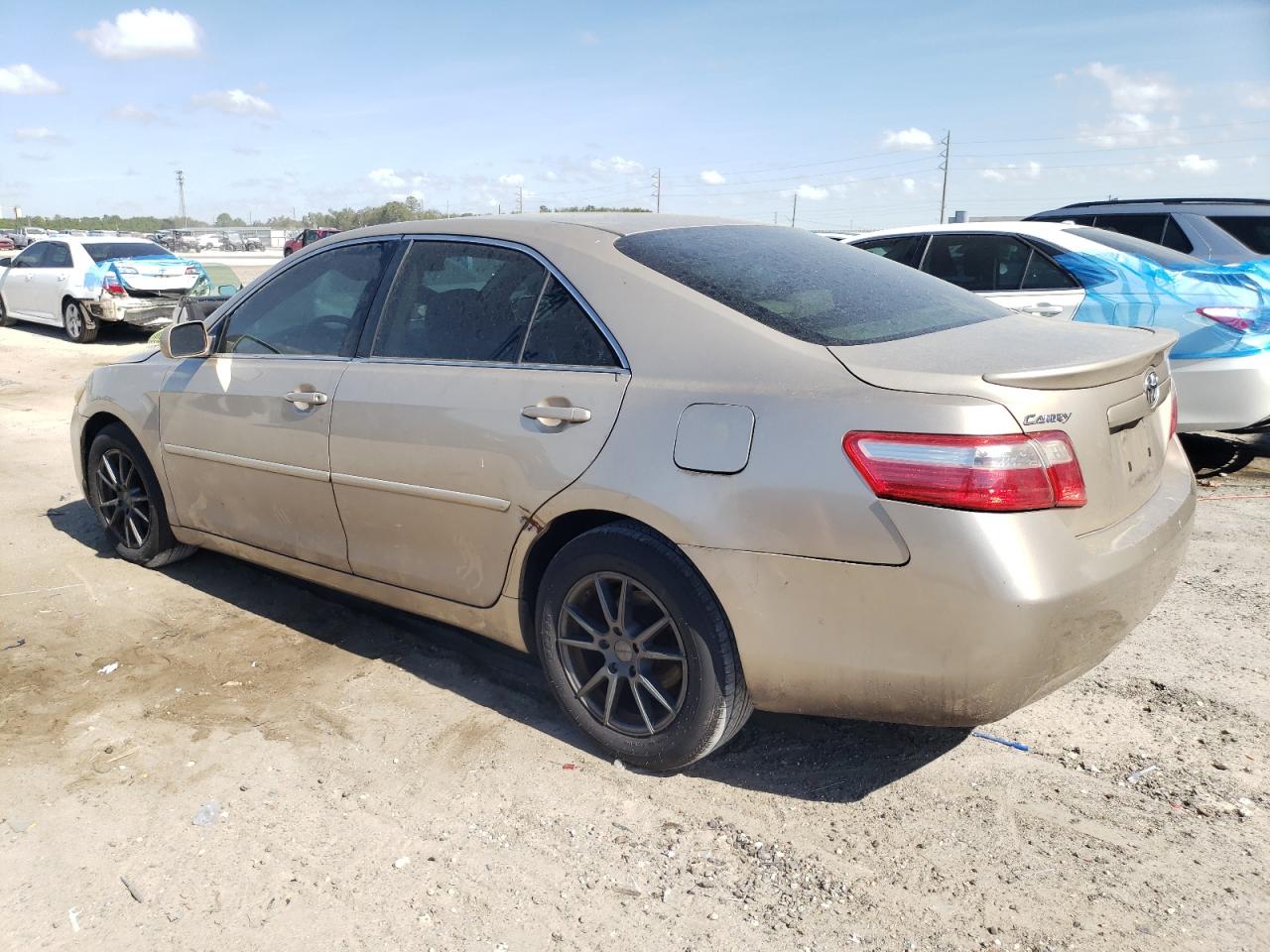 2009 Toyota Camry - Image 2