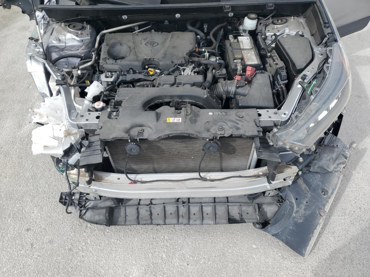 2020 Toyota RAV 4 - Image 12