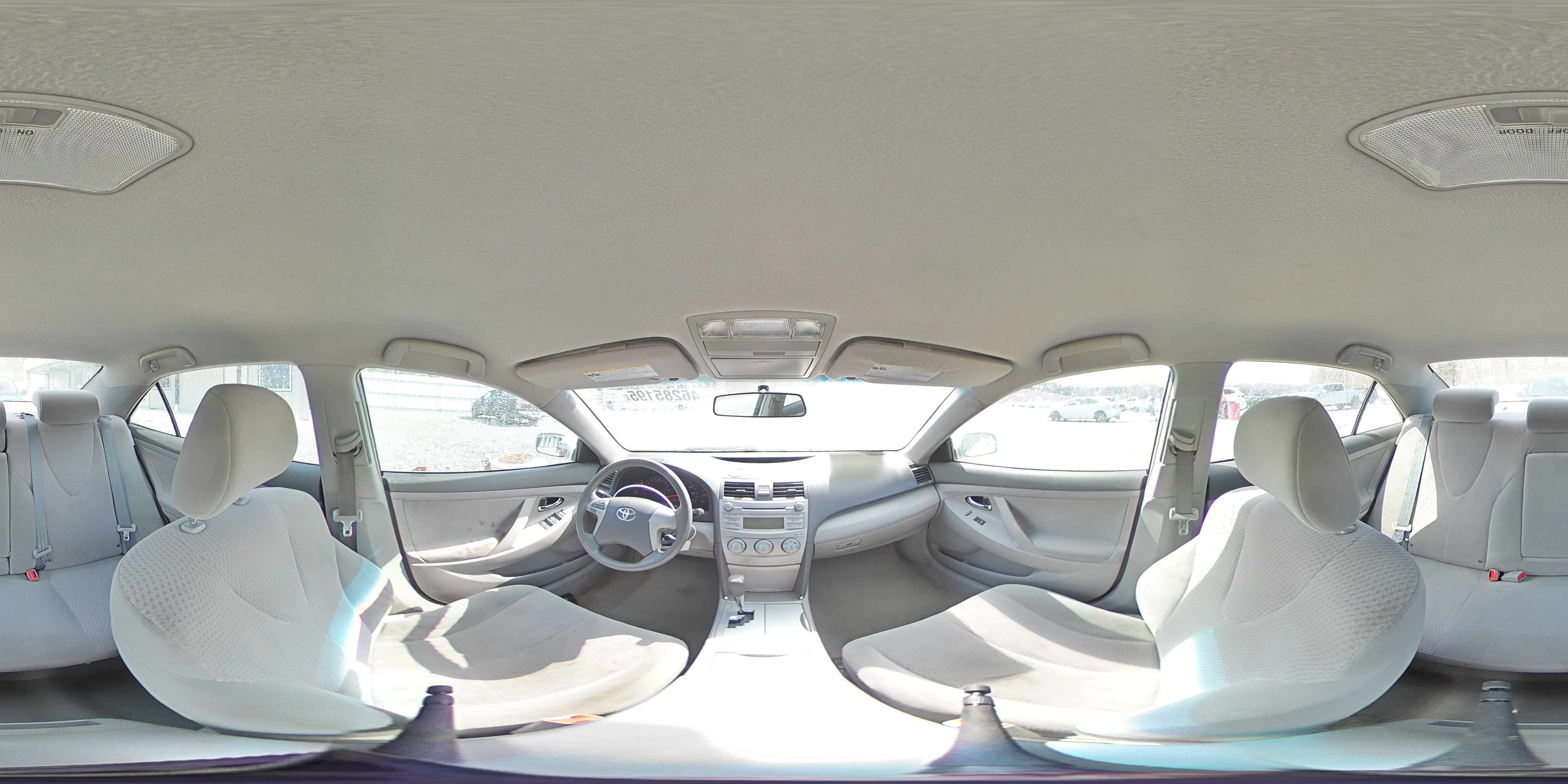 2011 Toyota Camry - Image 13