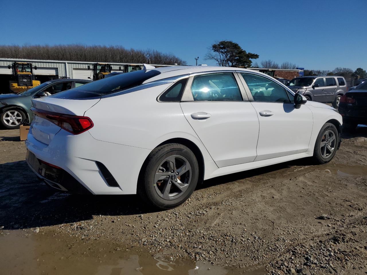 2023 Kia K5 - Image 3