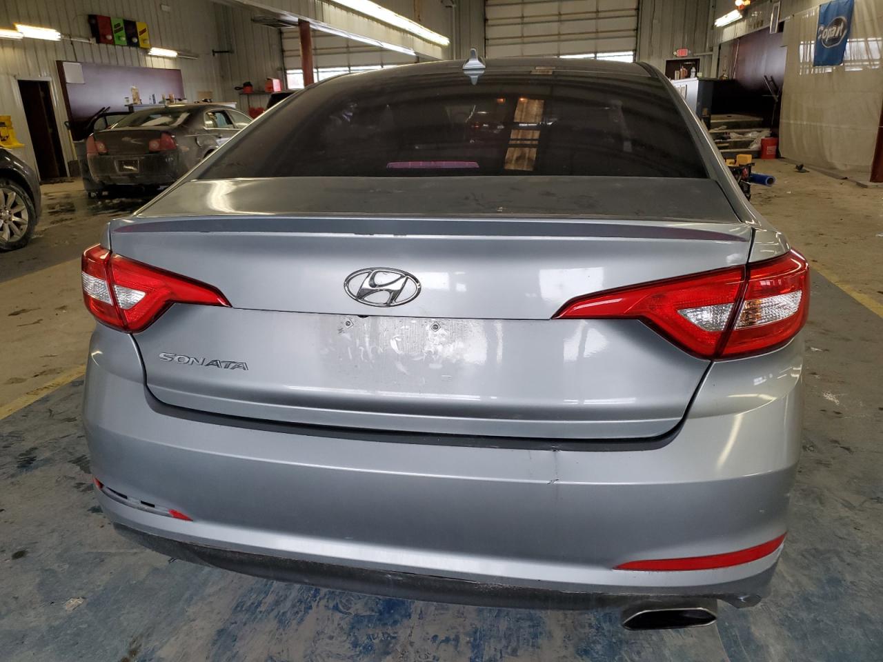 2016 Hyundai Sonata - Image 6