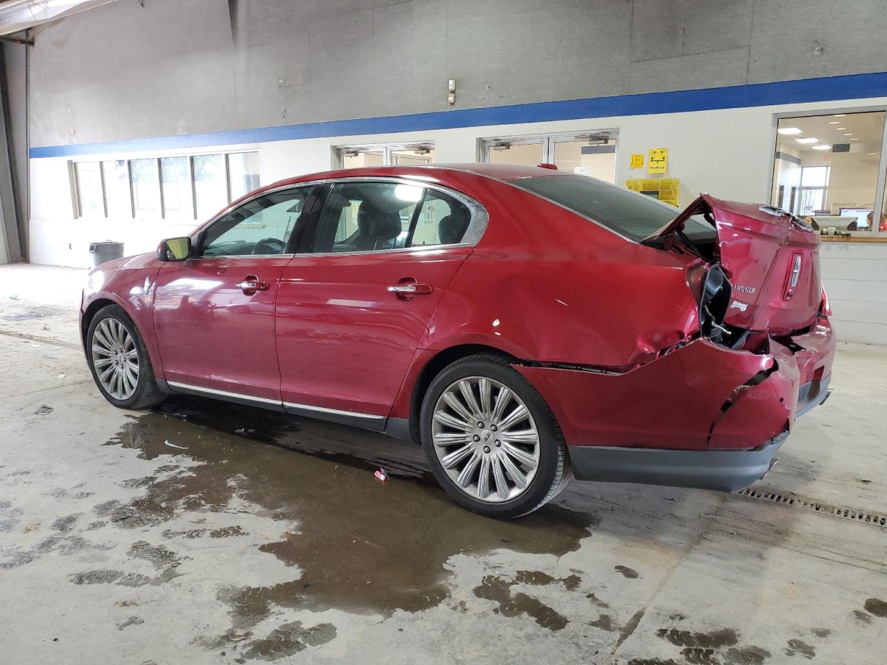 2013 Lincoln MKS - Image 2