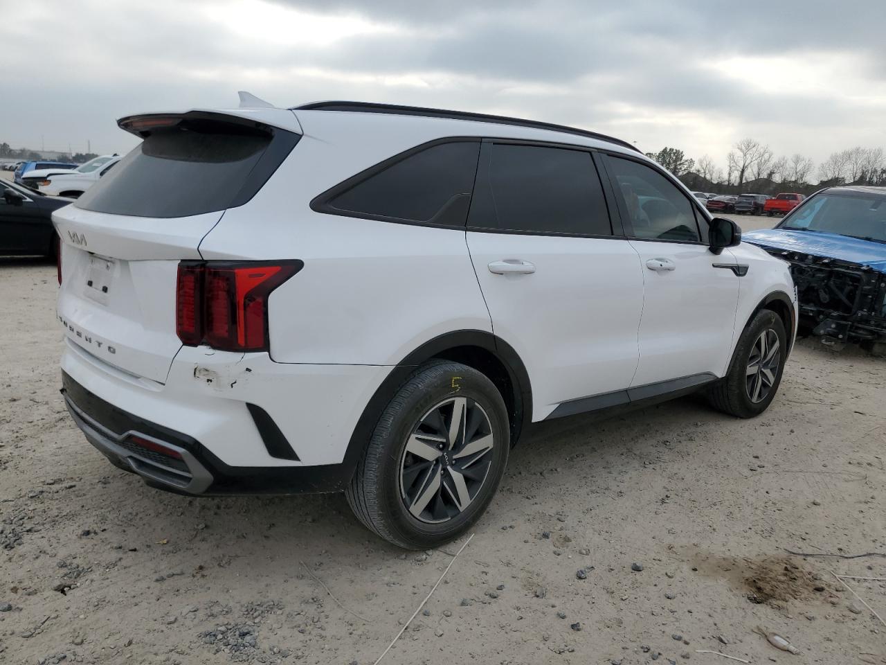 2022 Kia Sorento - Image 3