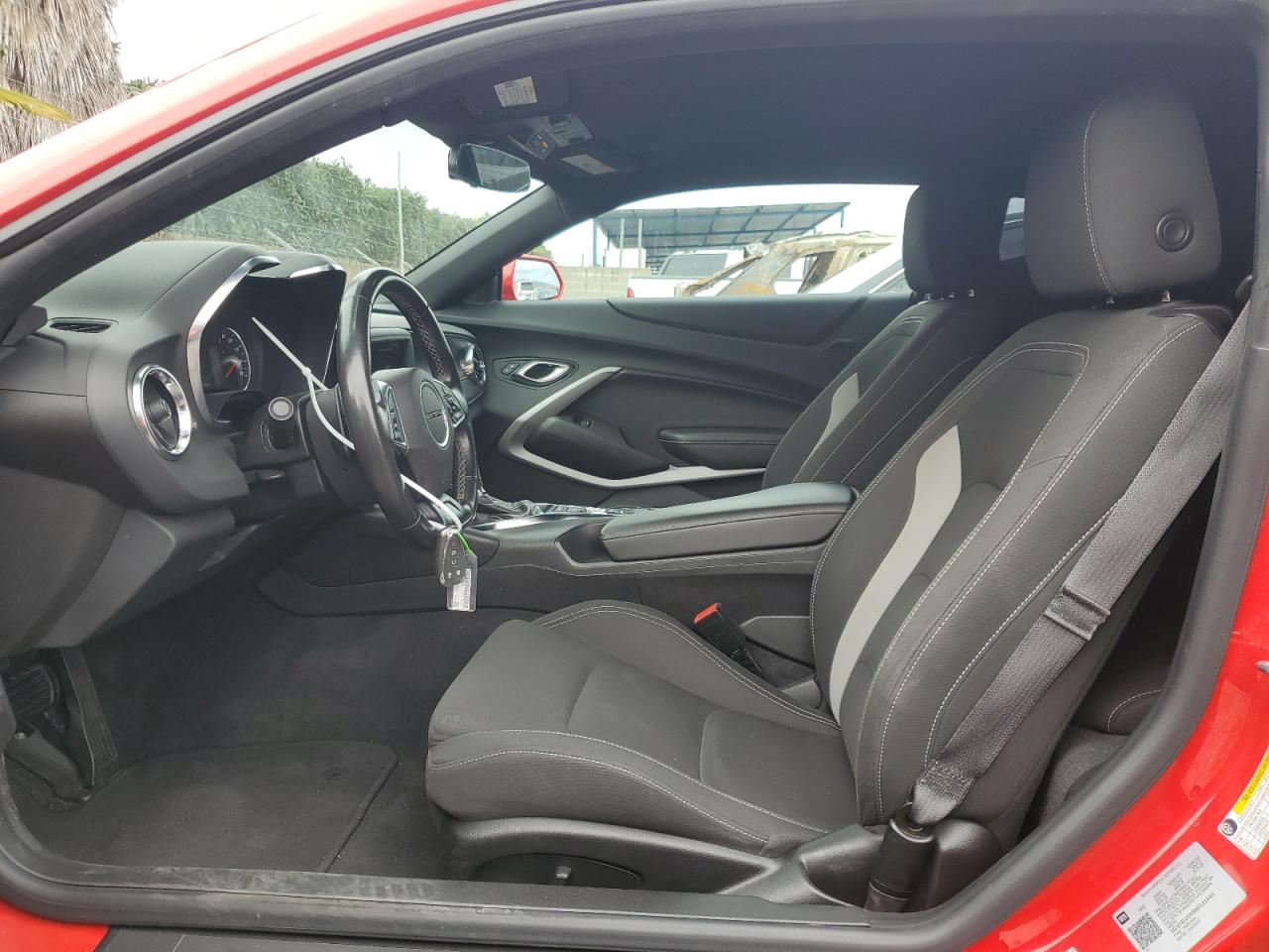 2022 Chevrolet Camaro - Image 7