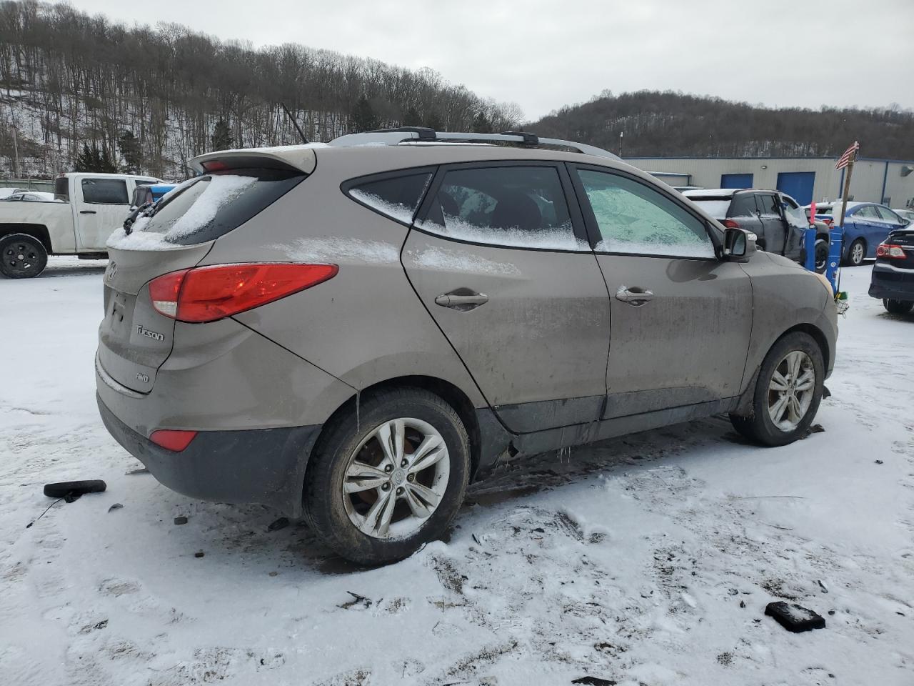 2013 Hyundai Tucson - Image 3