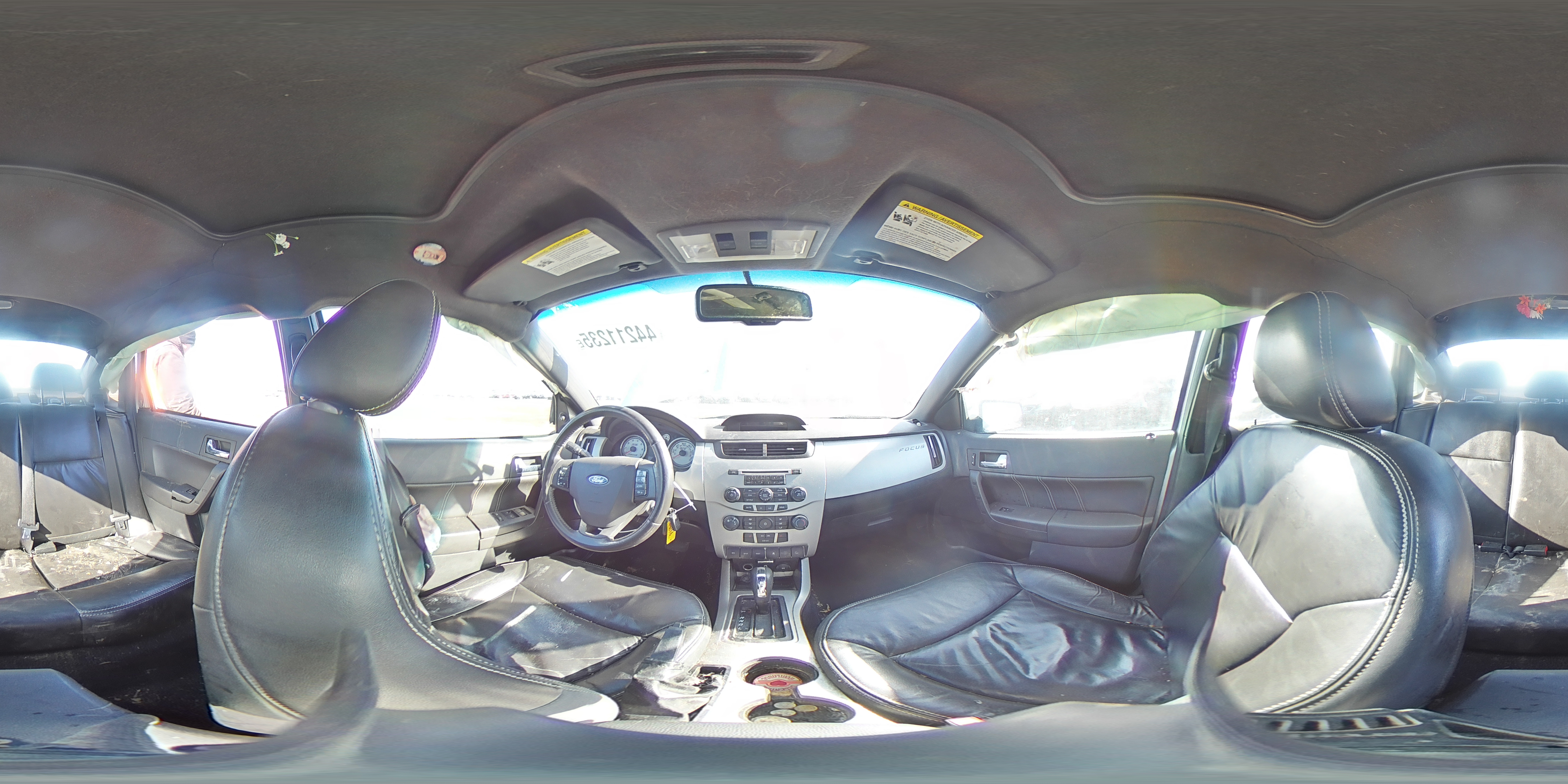 2010 Ford Focus - Image 12