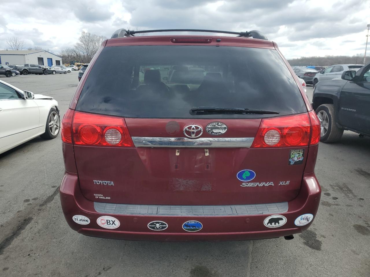 2008 Toyota Sienna - Image 6