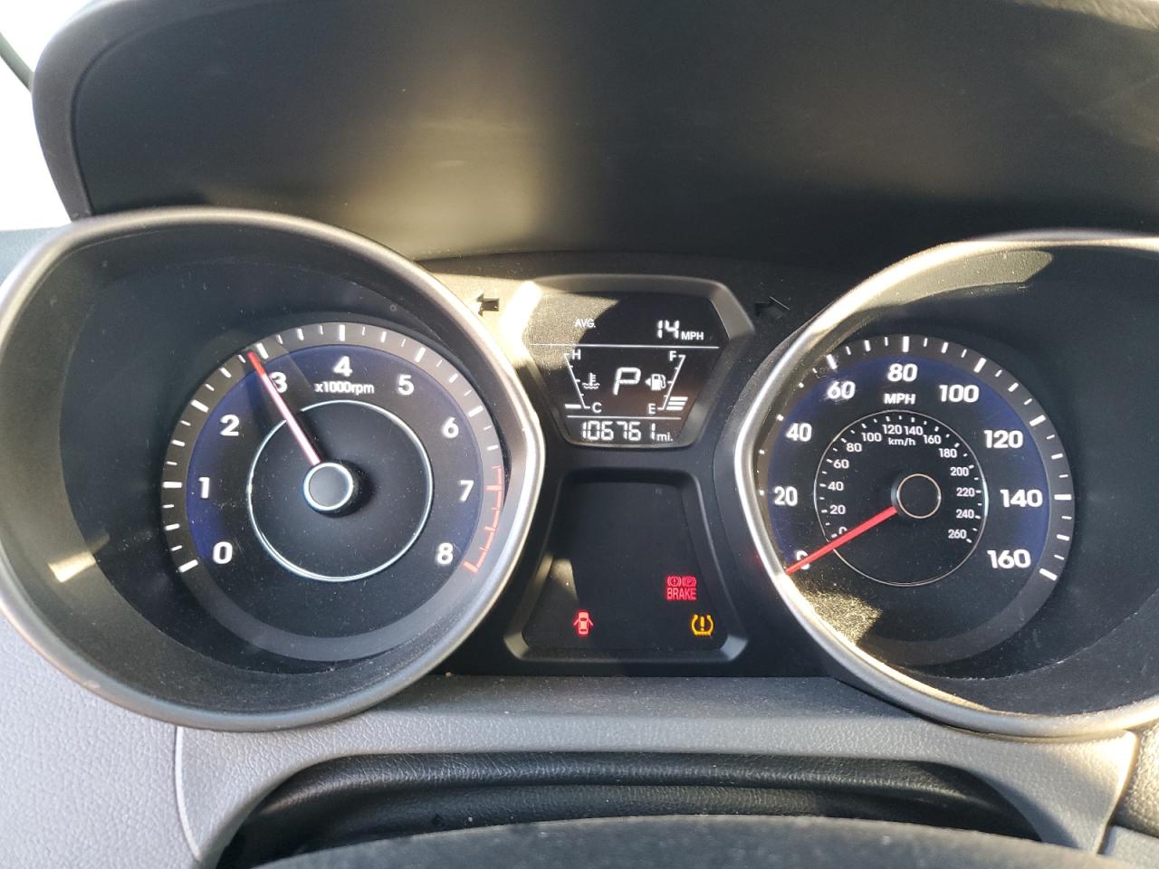2016 Hyundai Elantra - Image 9