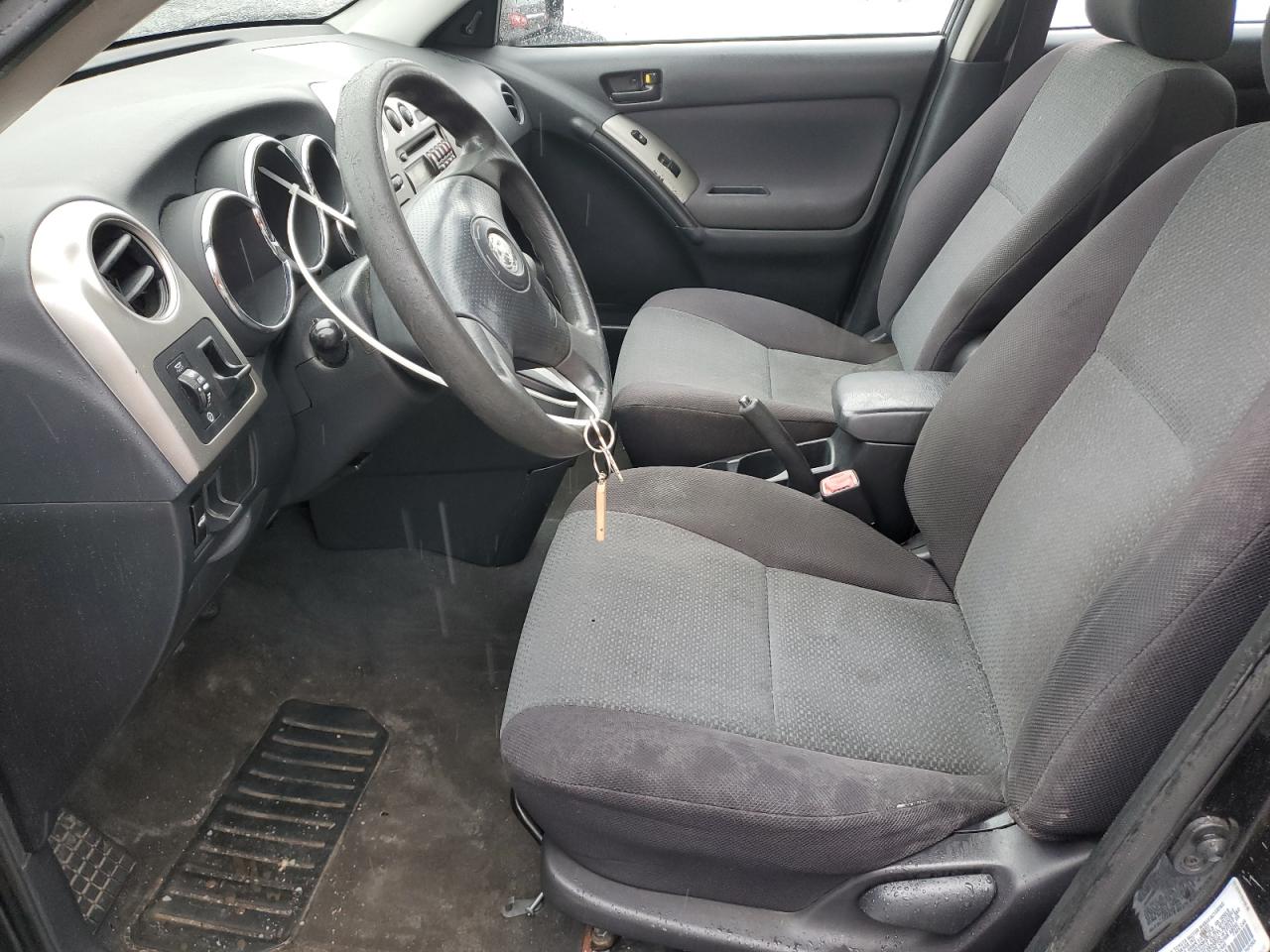 2004 Toyota Corolla Matrix Xr VIN: 2T1KR32E14C187995 Lot: 57209025
