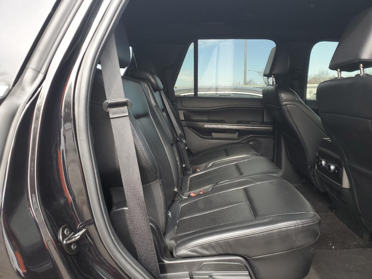 2021 Ford Expedition Xlt VIN: 1FMJU1HT9MEA35301 Lot: 45676985