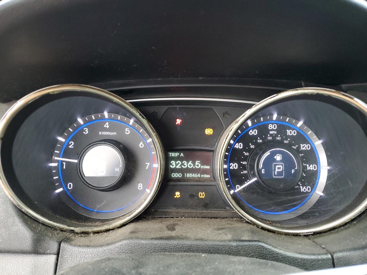 2011 Hyundai Sonata - Image 9