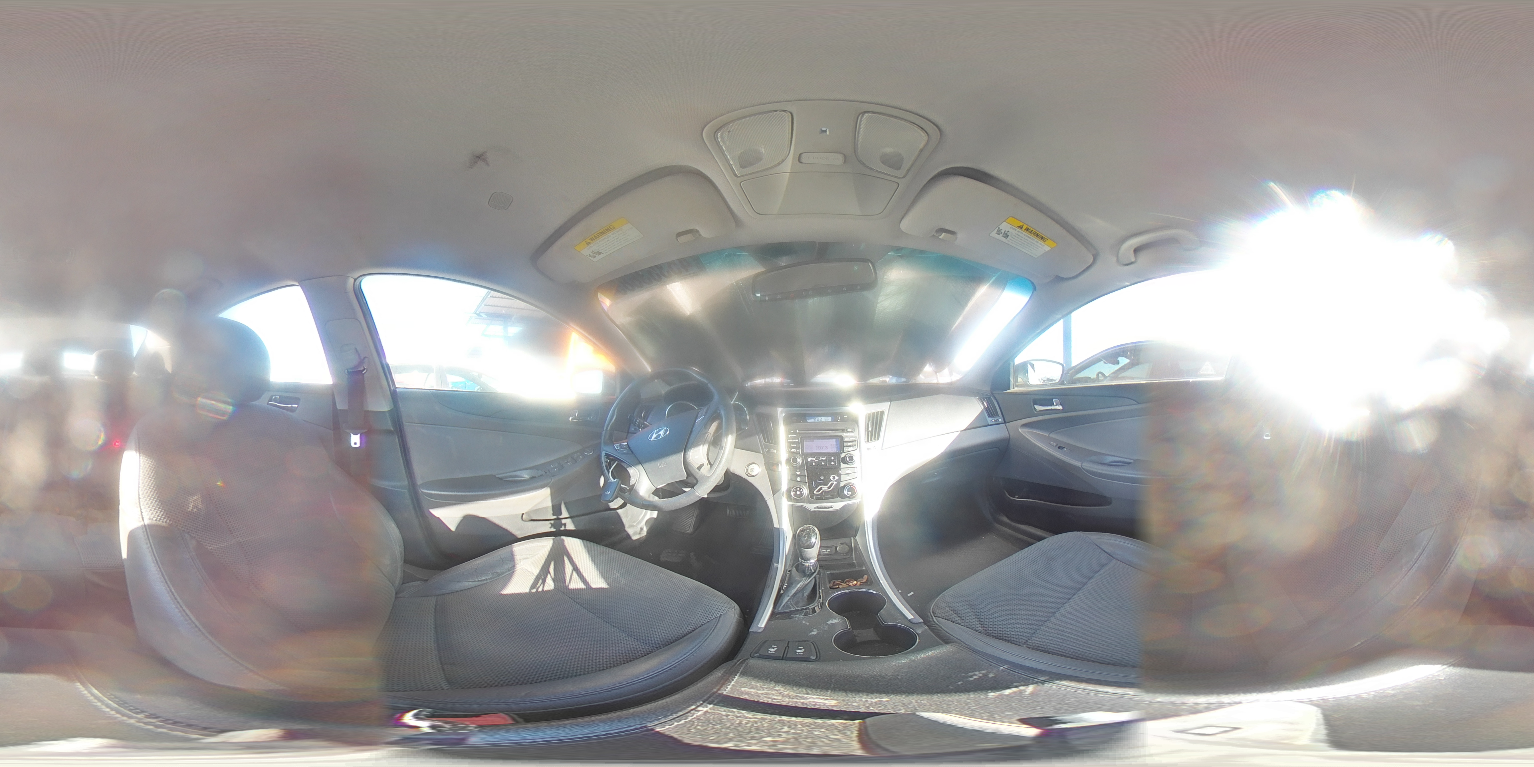 2013 Hyundai Sonata - Image 13