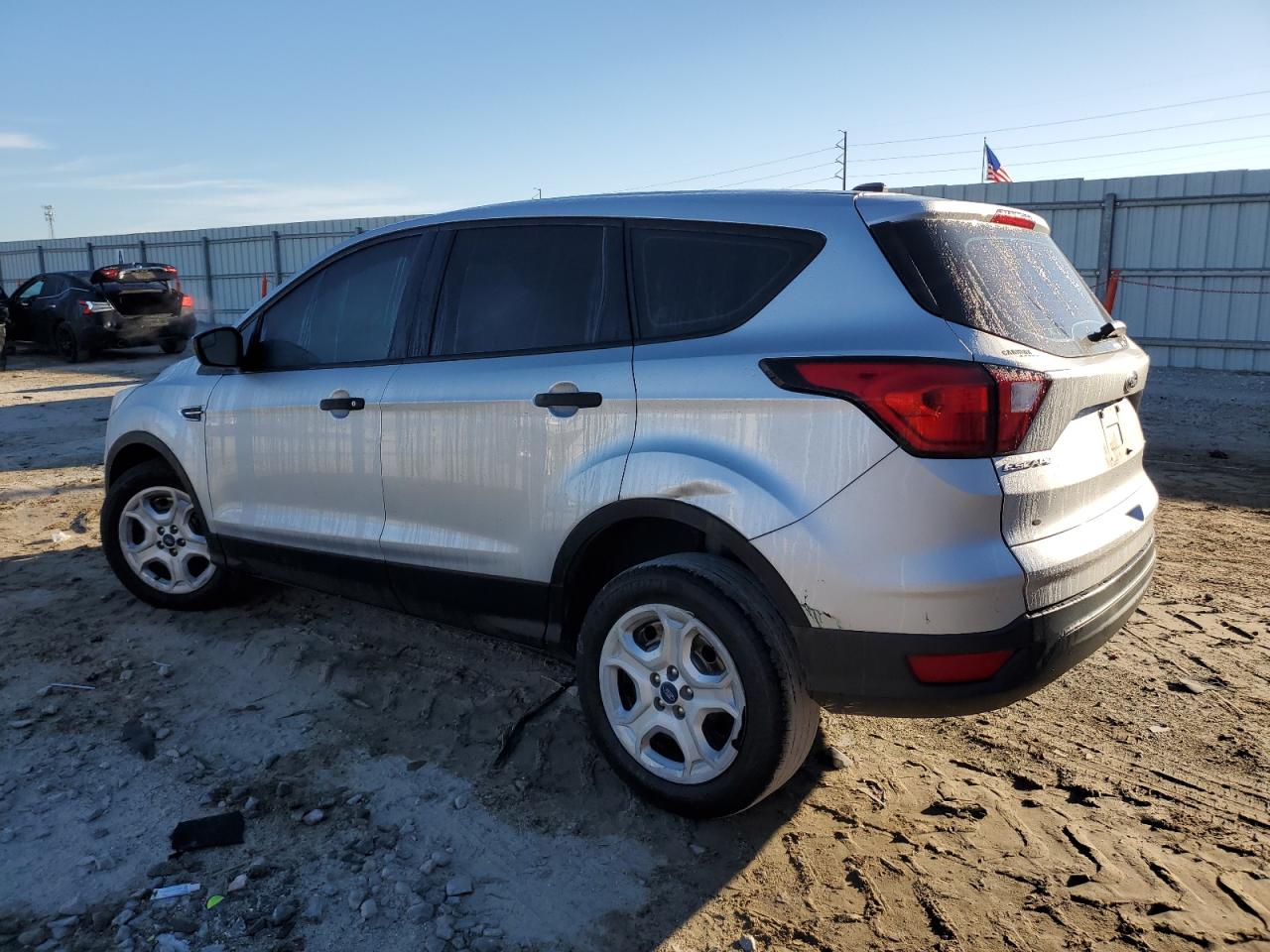 2019 Ford Escape - Image 2