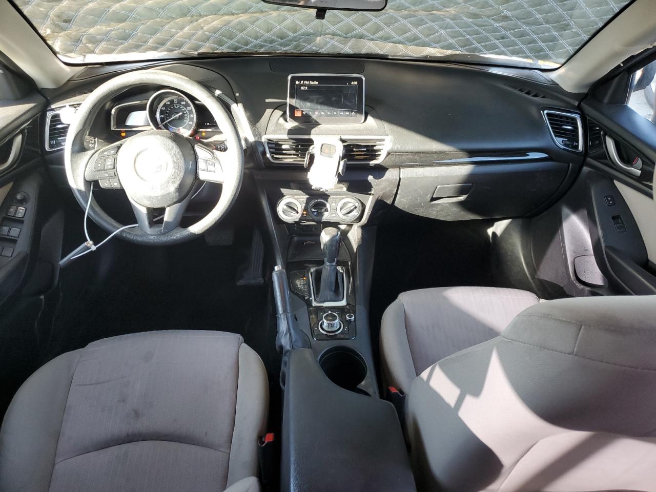 2015 Mazda 3 - Image 8