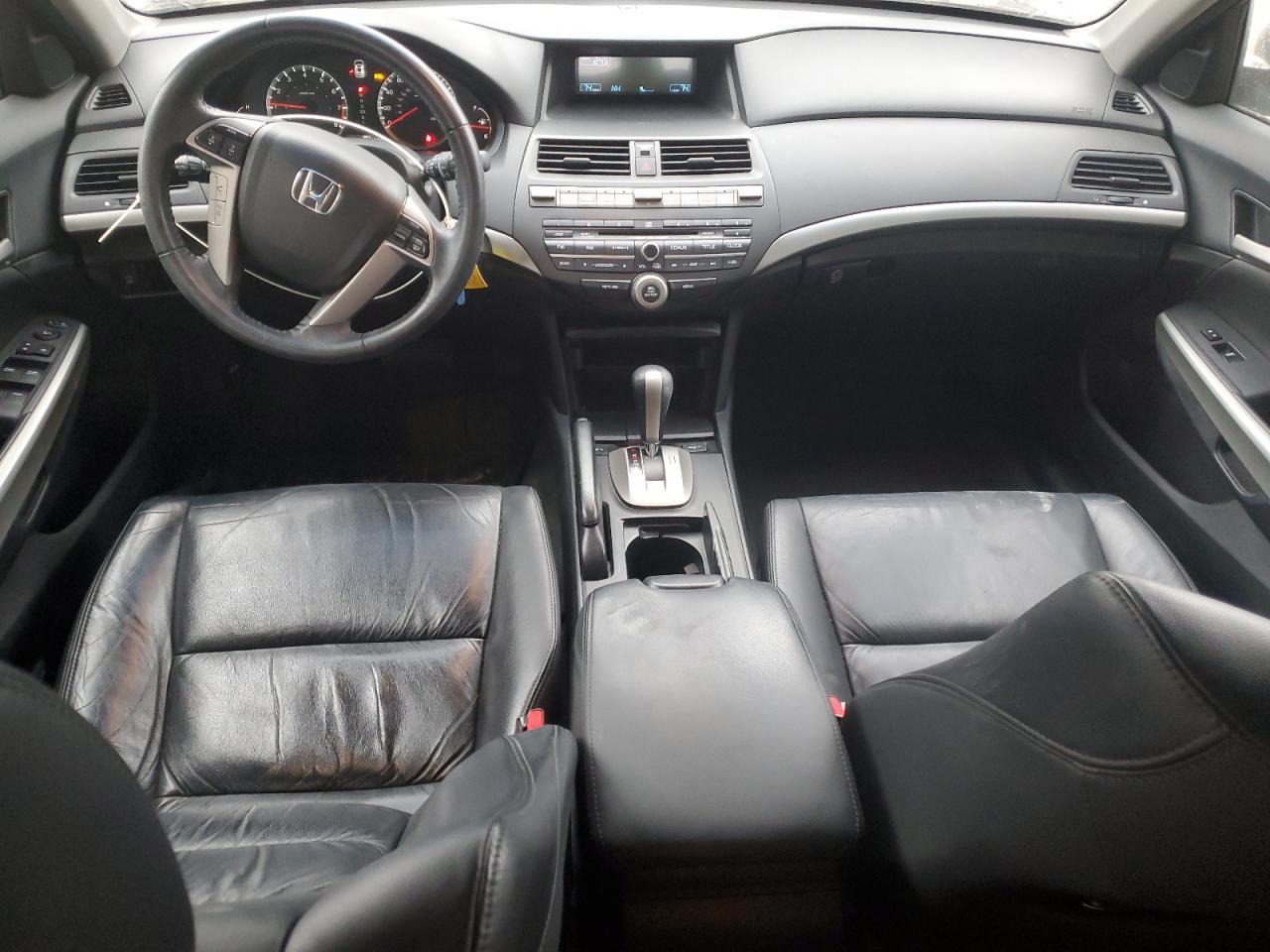 2010 Honda Accord - Image 8