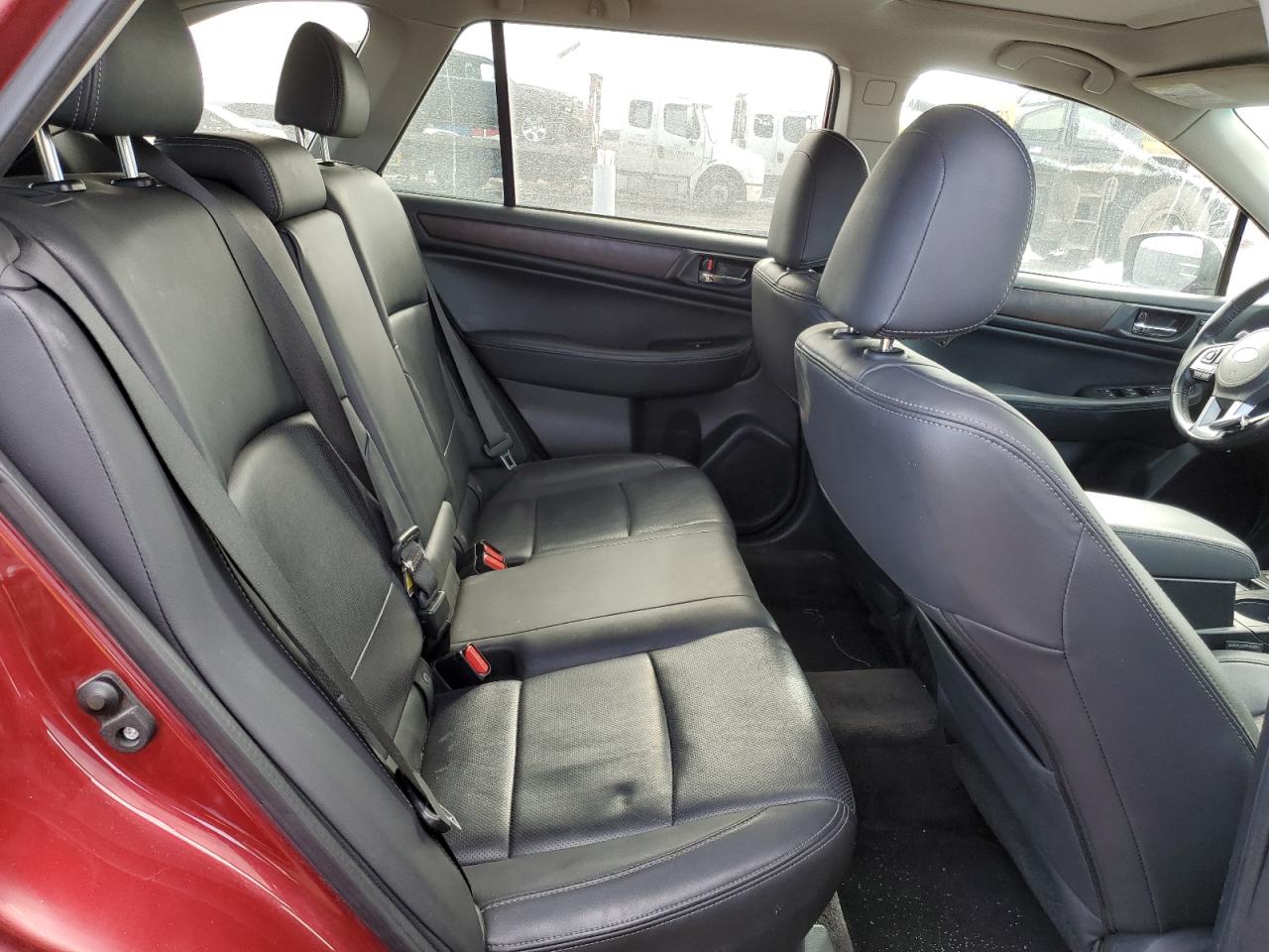 2015 Subaru Outback - Image 11
