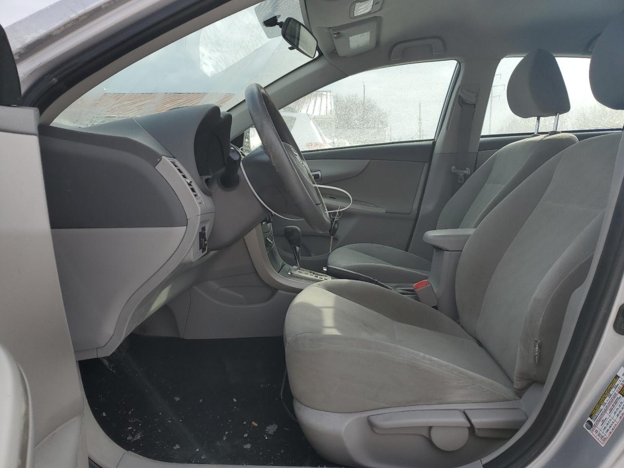 2010 Toyota Corolla - Image 7