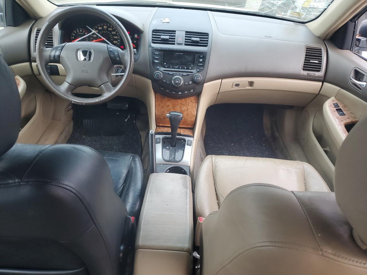 2003 Honda Accord - Image 8