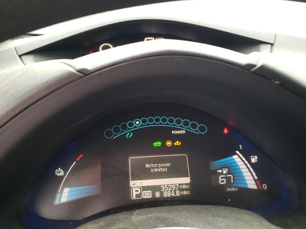 2017 Nissan Leaf - Image 9