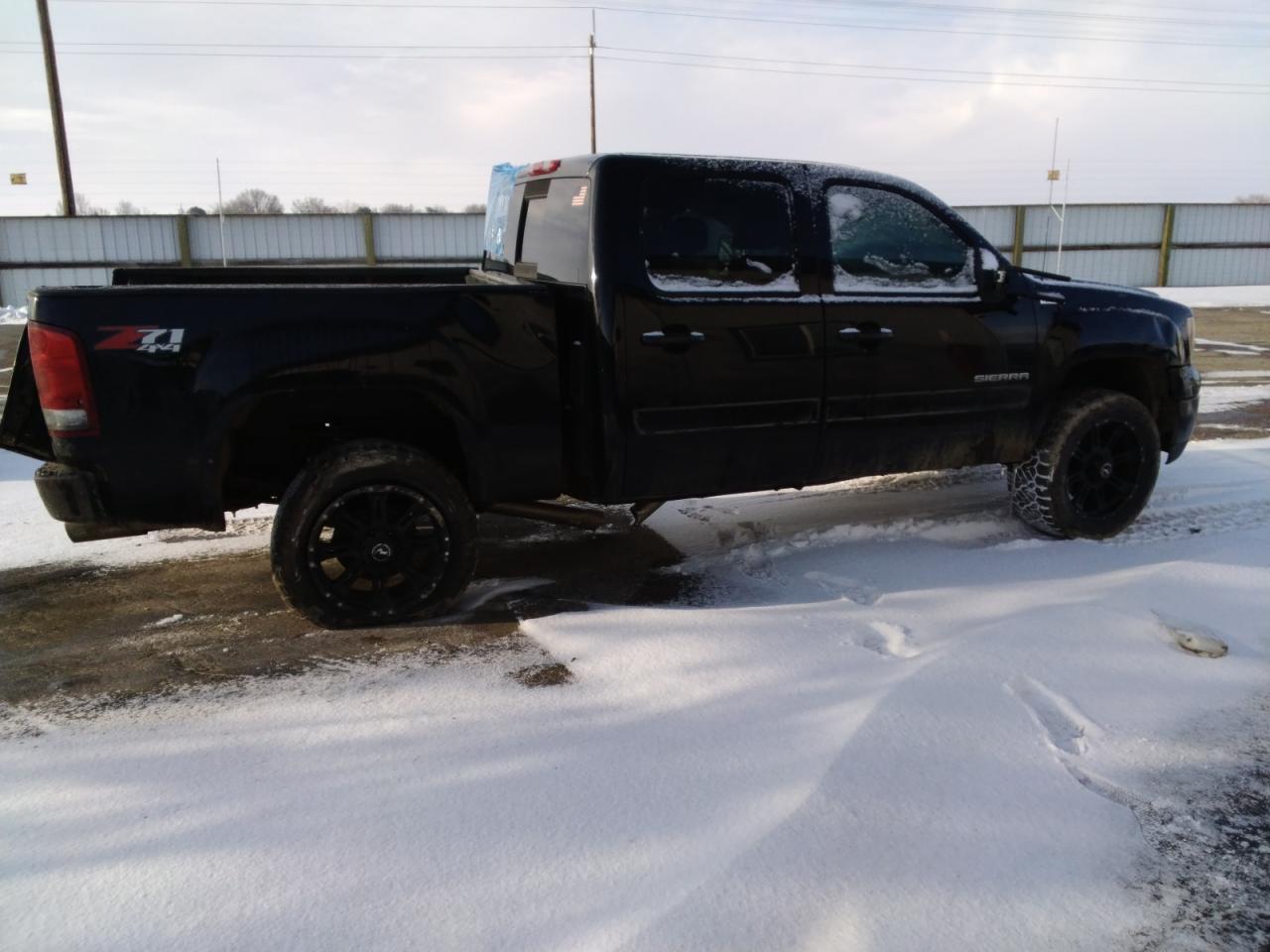 2013 GMC Sierra - Image 3