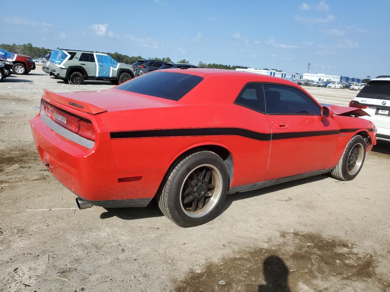 2010 Dodge Challenger - Image 3