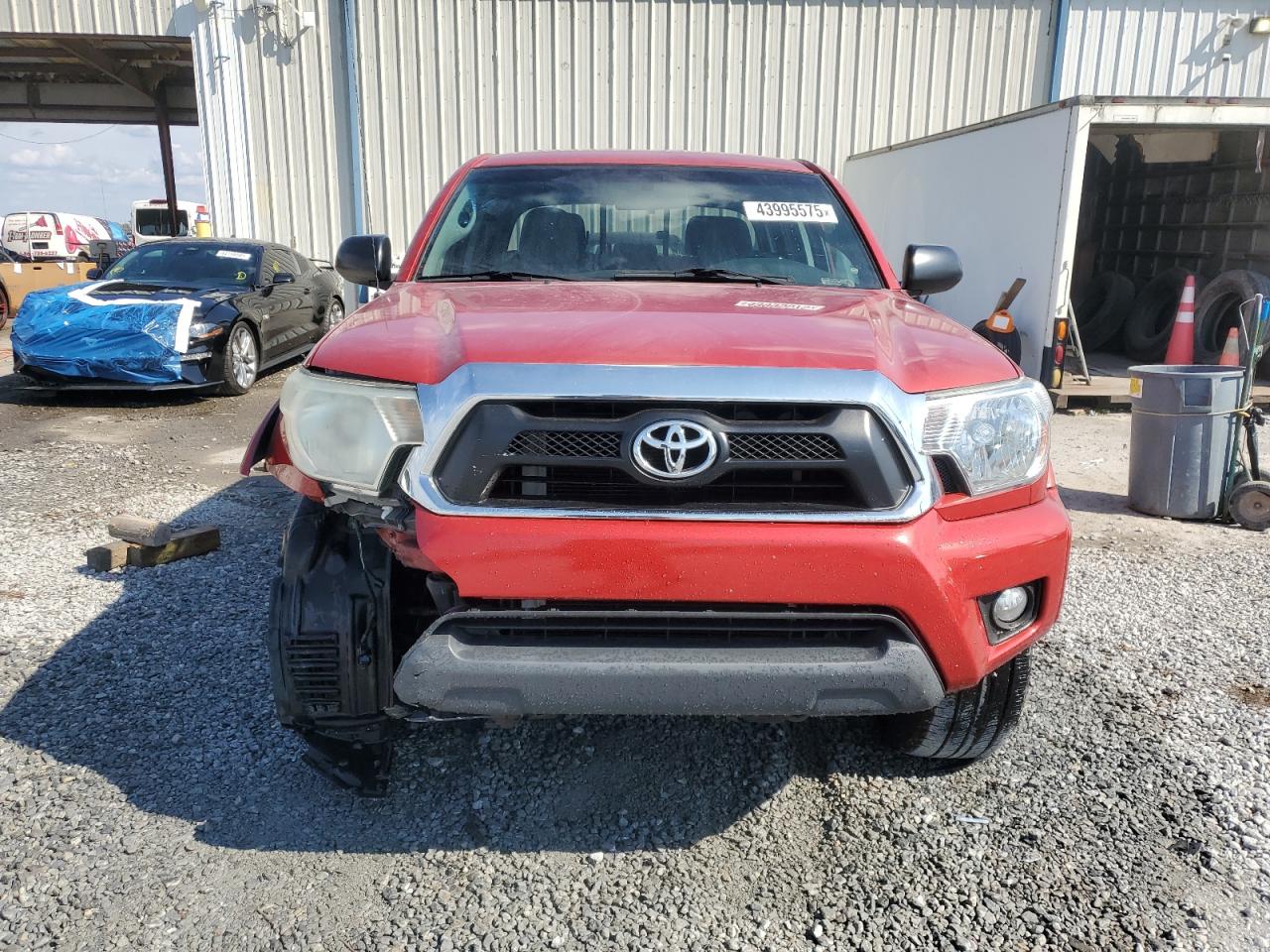 2014 Toyota Tacoma - Image 5