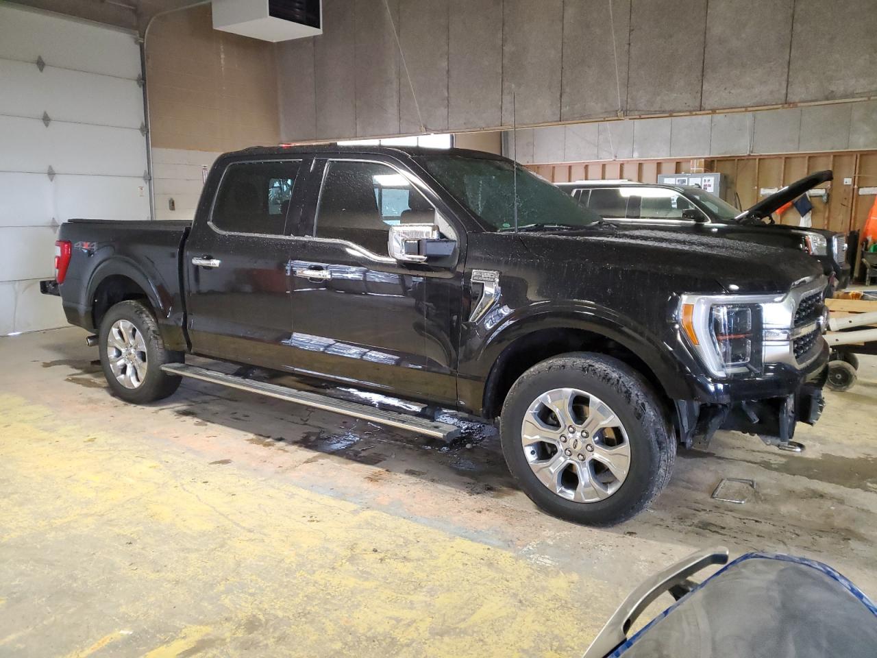 2022 Ford F-150 - Image 4