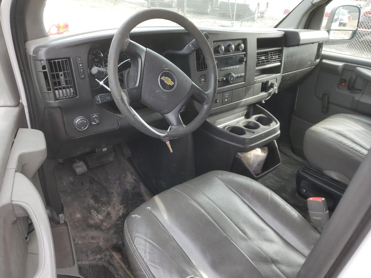 2011 Chevrolet Express - Image 8