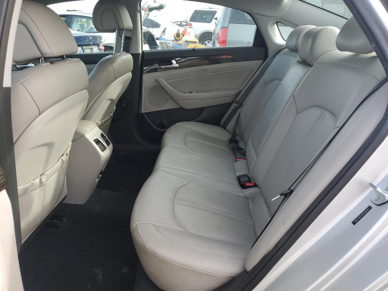 2015 Hyundai Sonata - Image 10