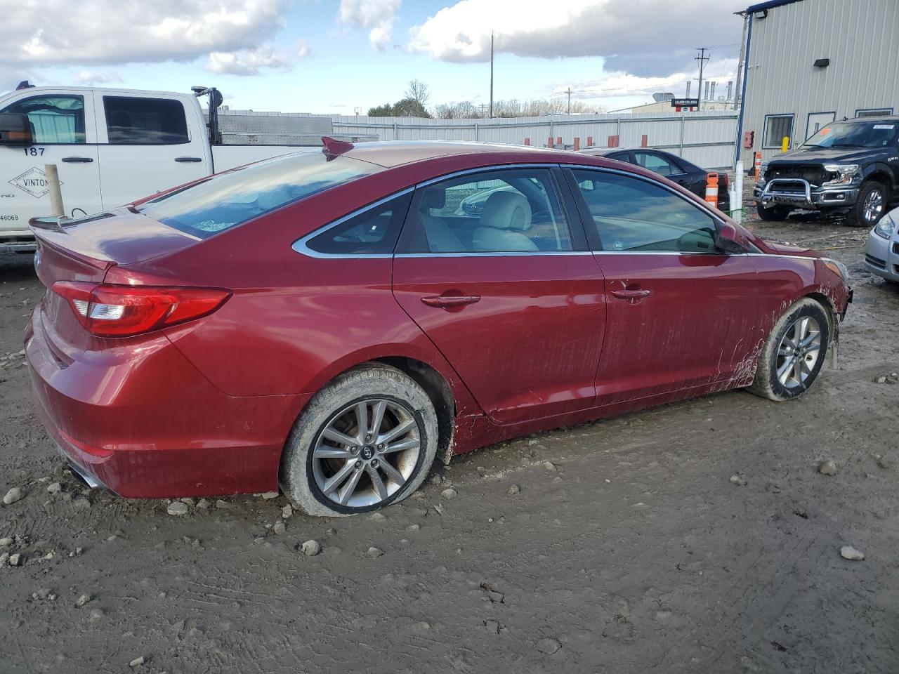 2016 Hyundai Sonata - Image 3